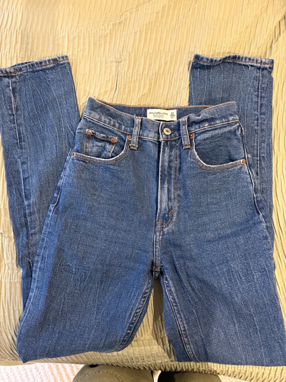 Abercrombie & Fitch Slim Straight Ultra High Rise